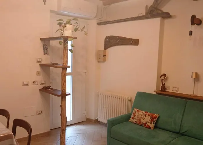 La Meridiana Maggiore 2 아파트 *